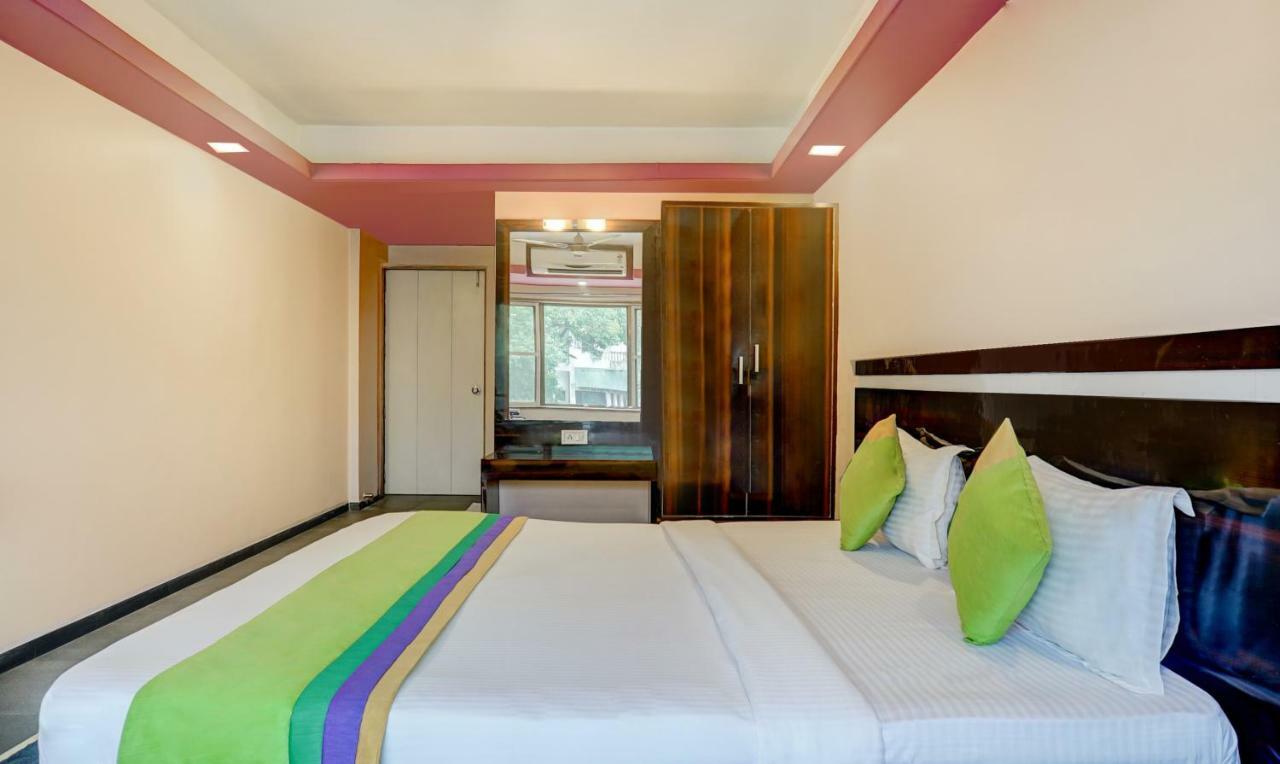 Mountview Resort & Spa 罗纳瓦拉 外观 照片