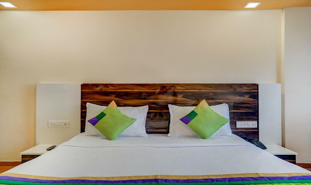 Mountview Resort & Spa 罗纳瓦拉 外观 照片