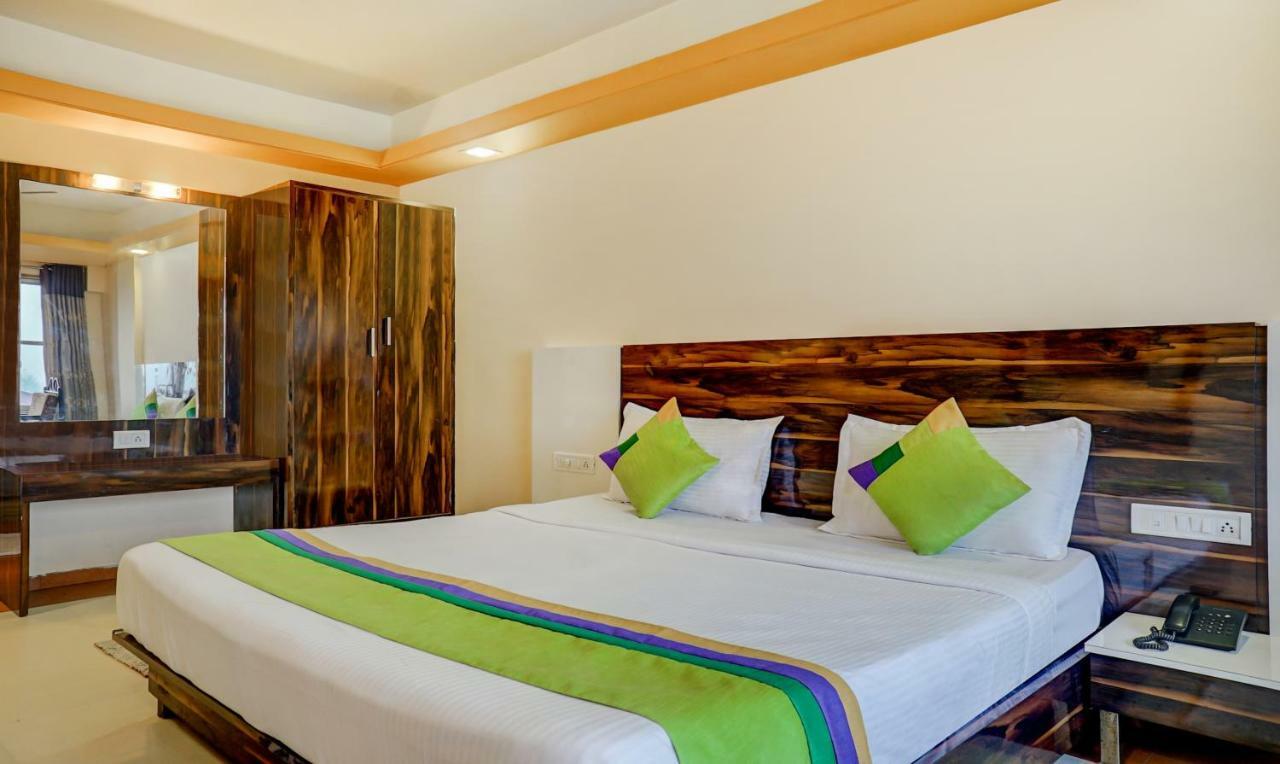 Mountview Resort & Spa 罗纳瓦拉 外观 照片