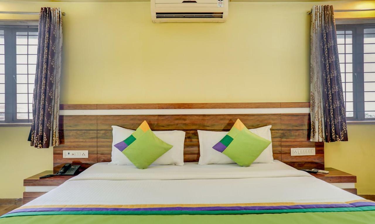Mountview Resort & Spa 罗纳瓦拉 外观 照片