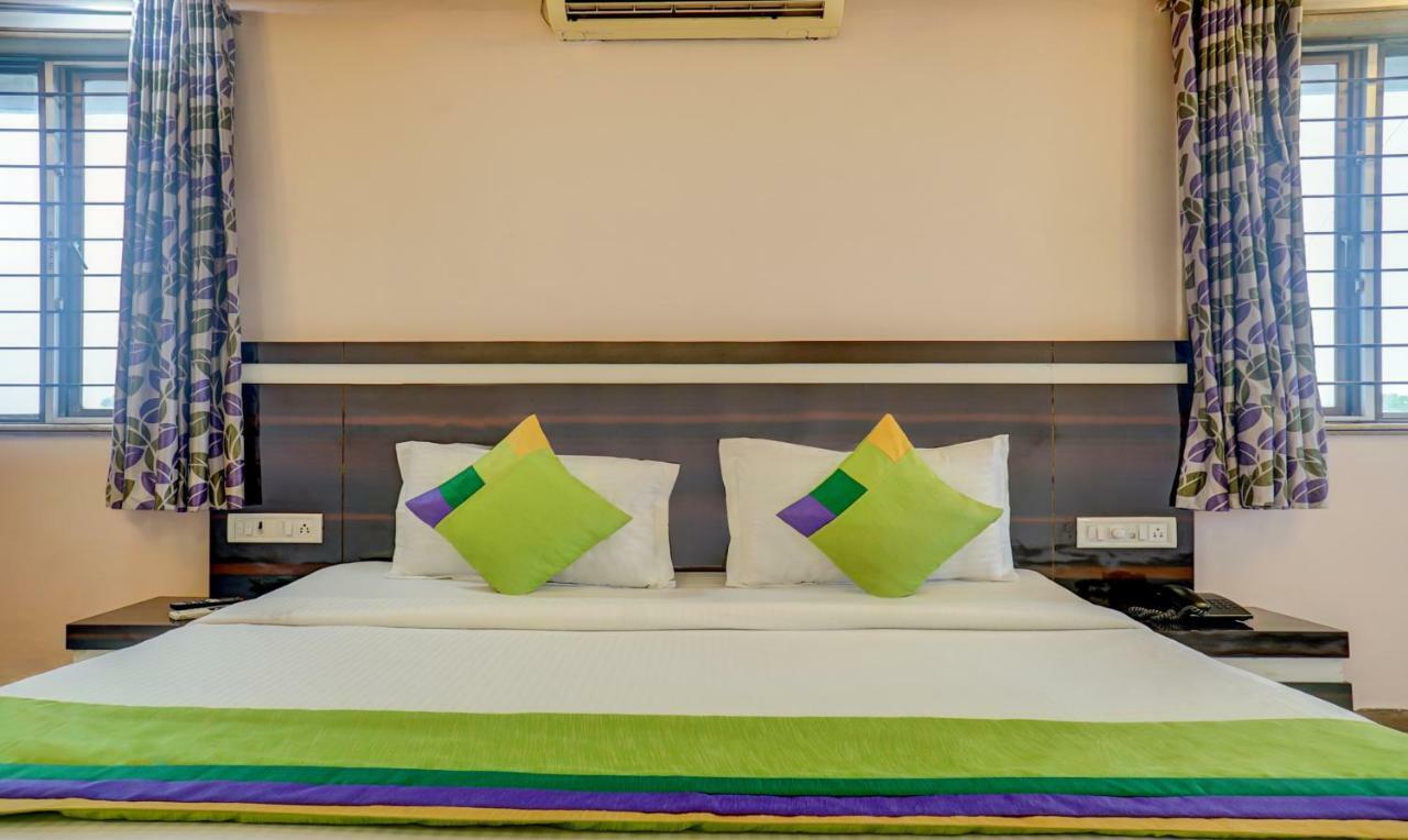 Mountview Resort & Spa 罗纳瓦拉 外观 照片