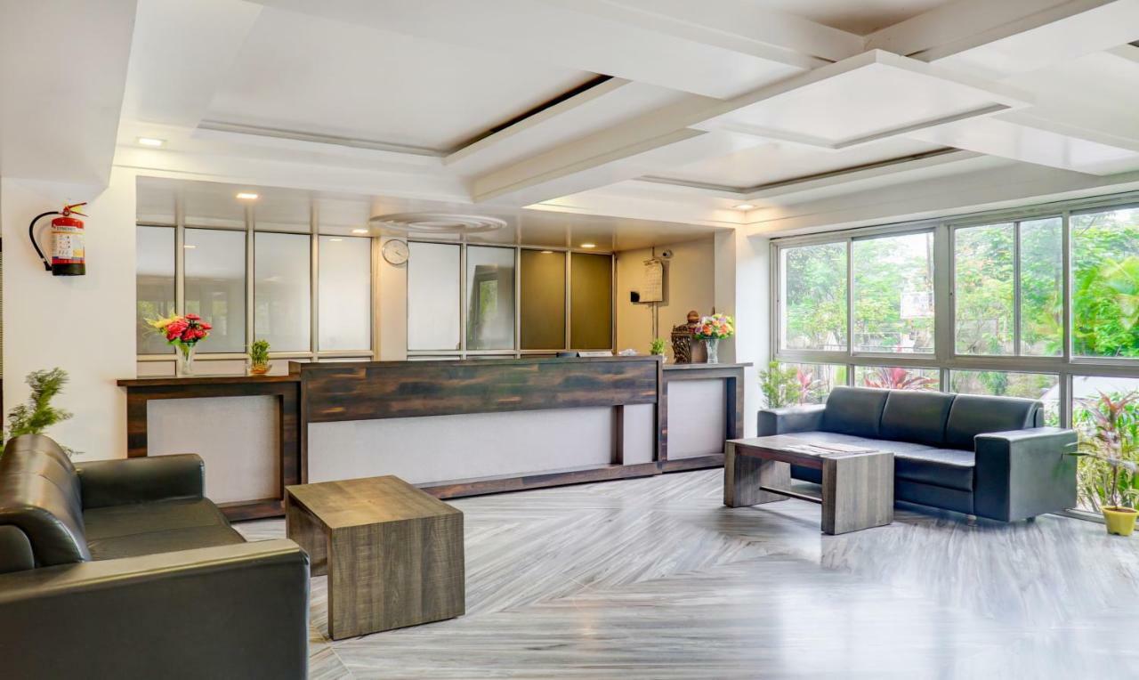 Mountview Resort & Spa 罗纳瓦拉 外观 照片