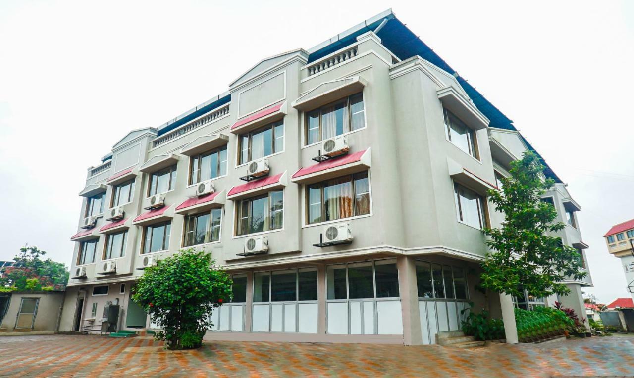 Mountview Resort & Spa 罗纳瓦拉 外观 照片